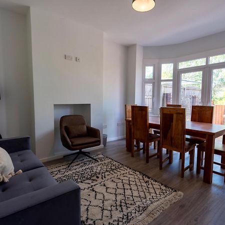 Double Room In Refurbished 5 Bed Home With Wifi And Tv BW Room 4 Solihull Eksteriør billede