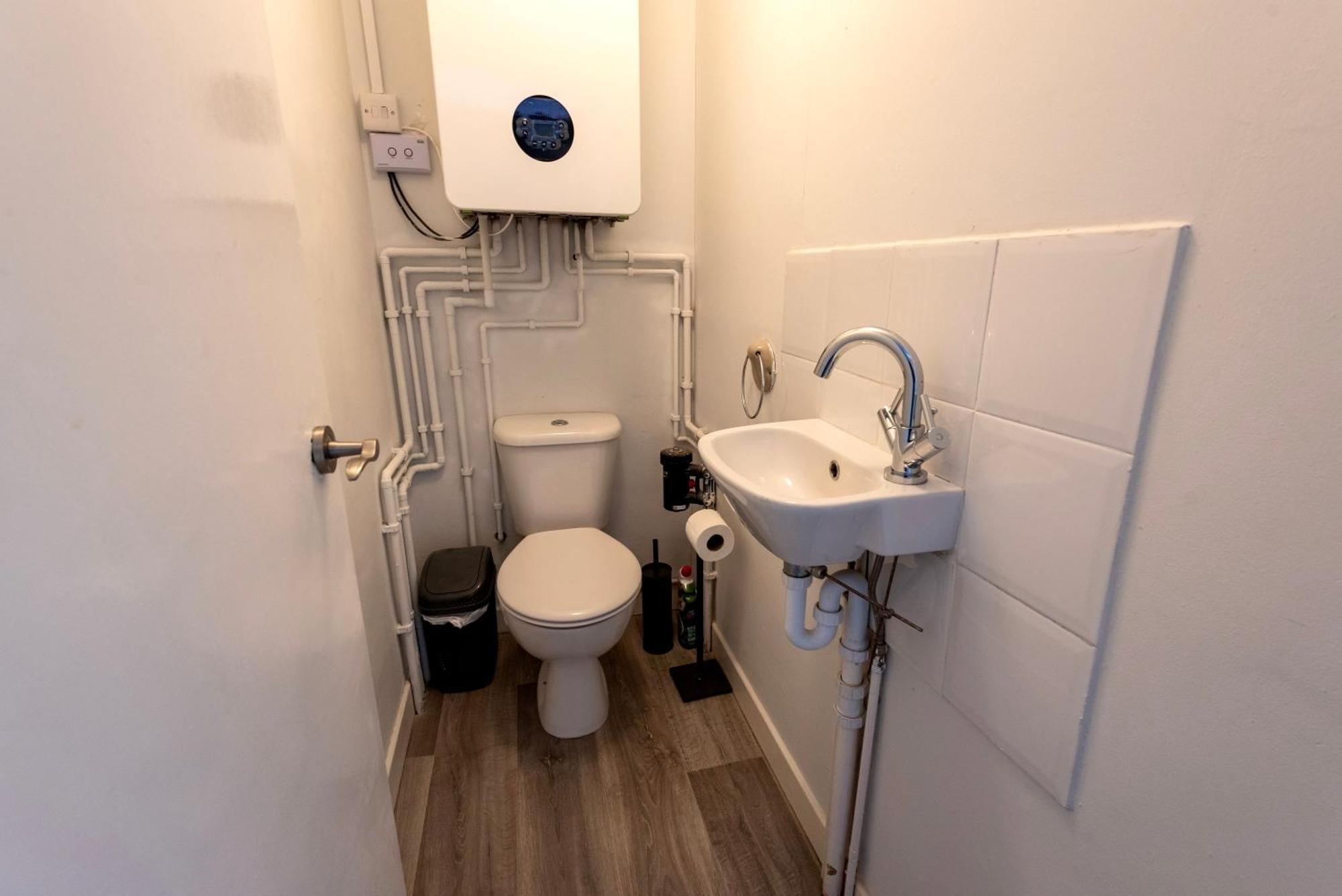 Double Room In Refurbished 5 Bed Home With Wifi And Tv BW Room 4 Solihull Eksteriør billede